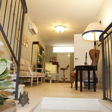 Juliet'S Nest In Верона Екстериор снимка