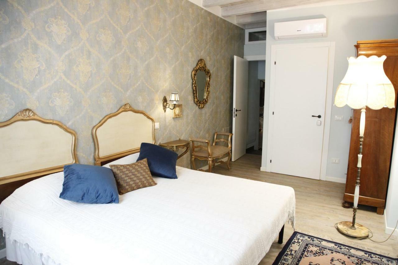 Juliet'S Nest In Верона Екстериор снимка